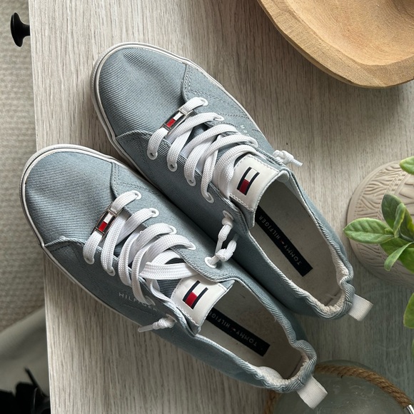Tommy Hilfiger Light Blue Canvas Sneakers - Picture 3 of 7